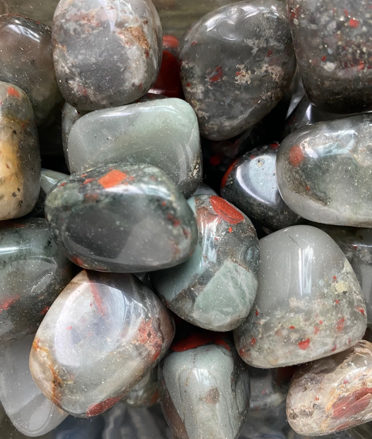 Bloodstone, African tumbled stones