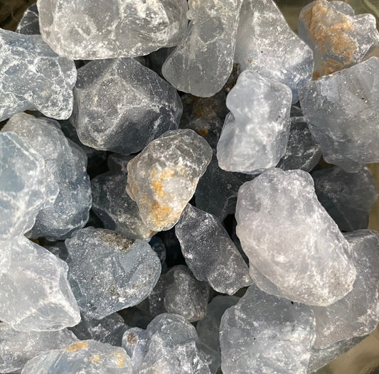 Celestite raw stone